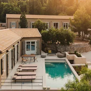 F Topia , Fiskardo Greece